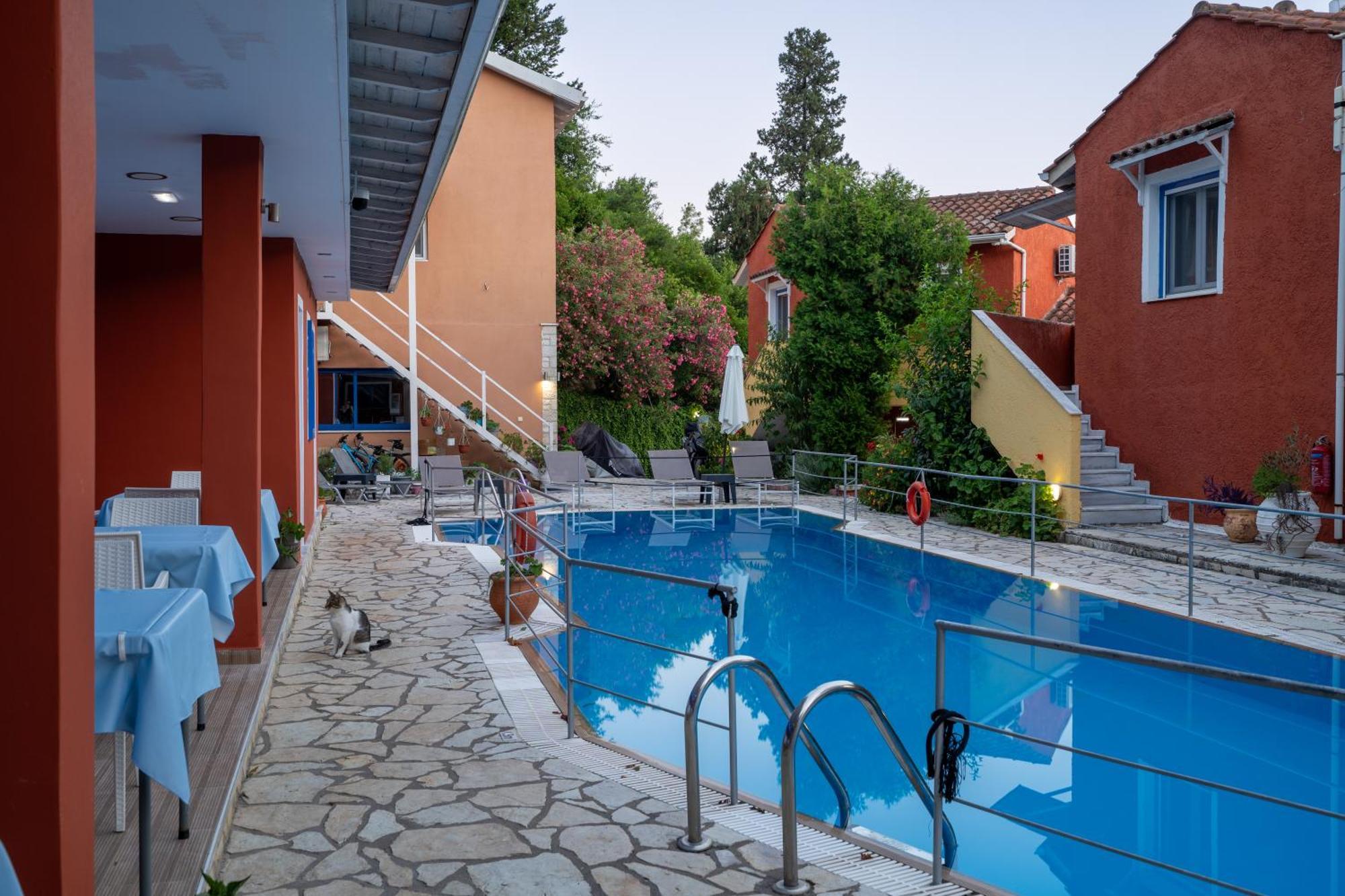 Vliho Bay Boutique Hotel Geni  ภายนอก รูปภาพ